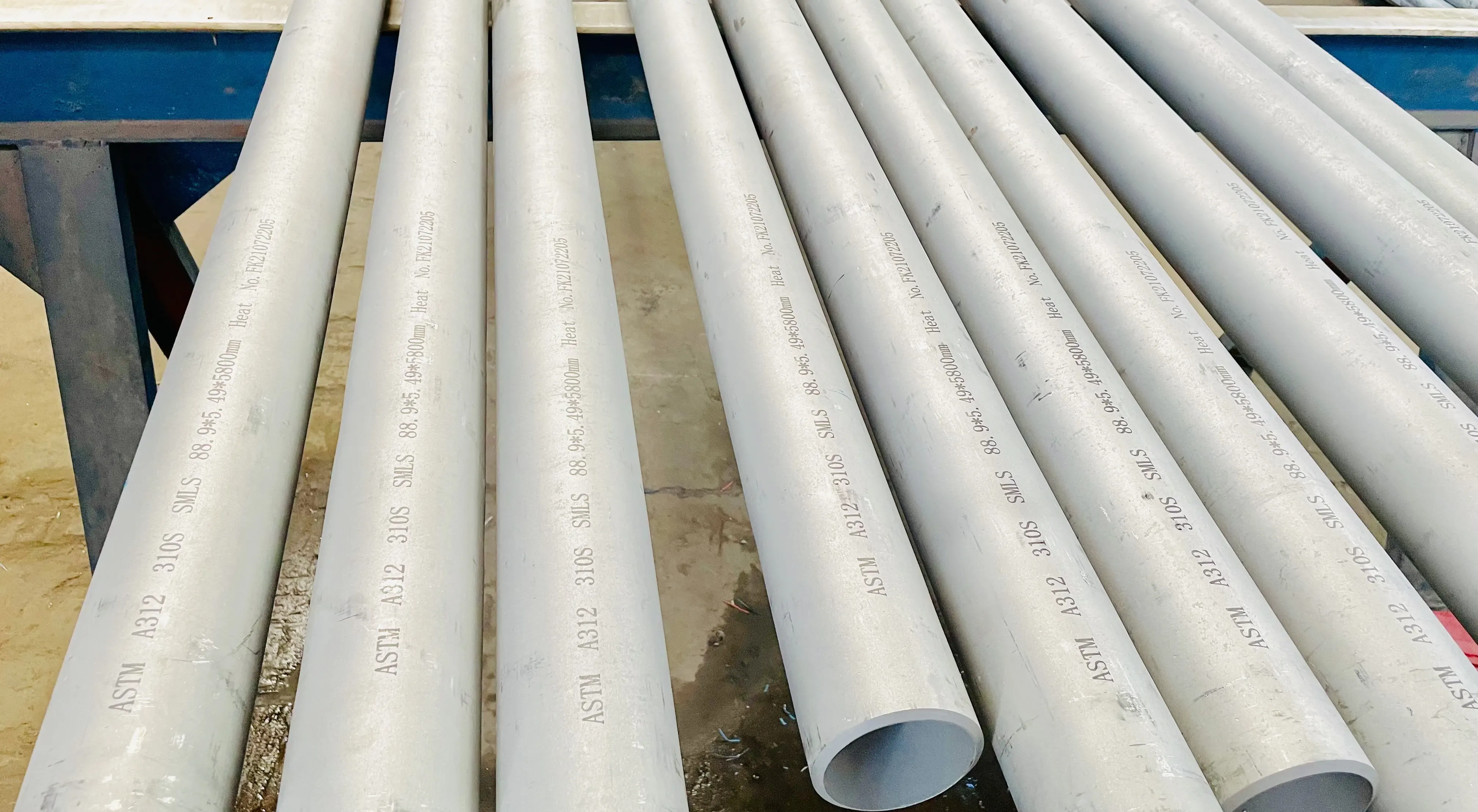 310 /310S STAINLESS STEEL PIPES